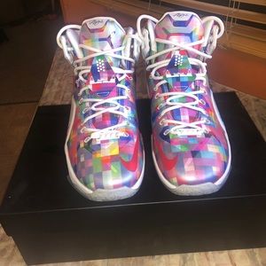 Lebron 12 EXT prism